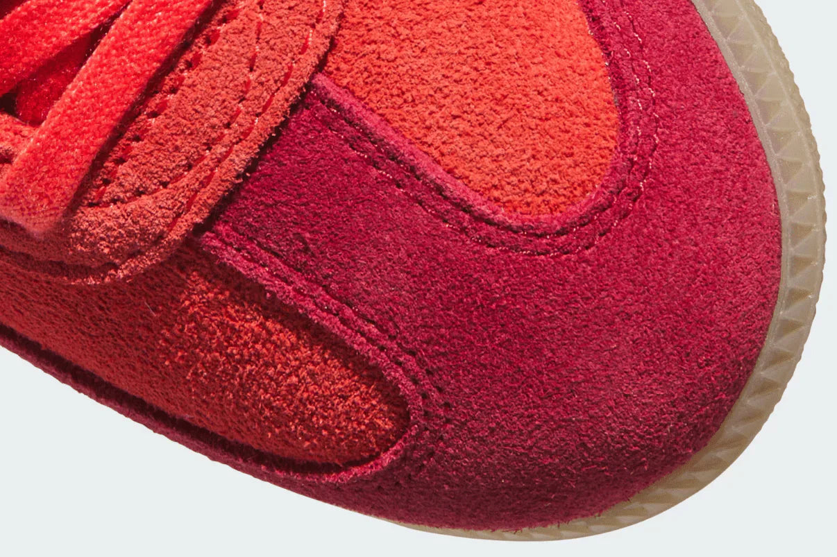 Tênis Adidas Samba OG Valentines Day detalhe frontal