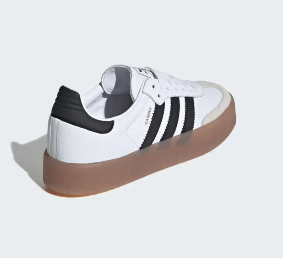 Tênis Adidas Sambae Cloud White Silver Metallic Gold Branco detalhe do material