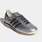 Tênis Adidas SL 72 Og Silver Metallic Black Prata detalhe frontal