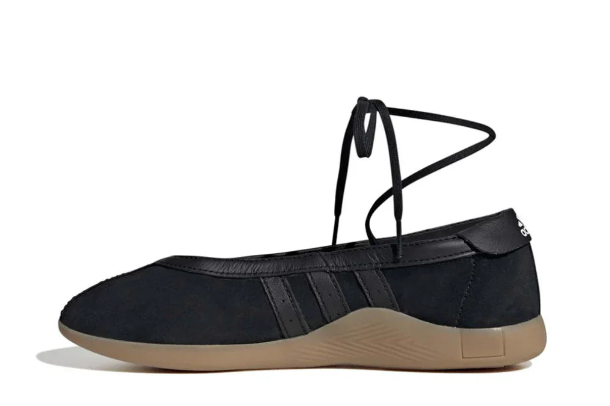 Tênis Adidas Taekwondo Mei Ballet Black Gum Preto detalhe do material