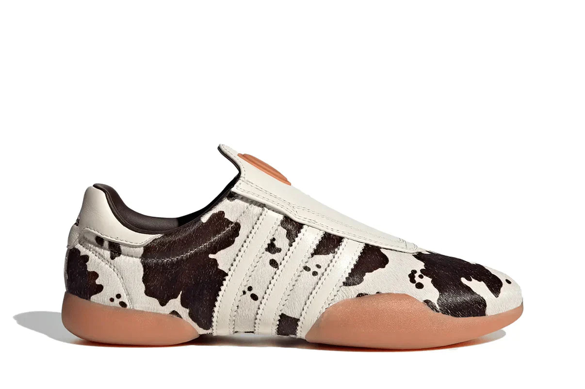 Tênis Adidas Taekwondo Mei Cow Print (Womens) Animal Print vista superior