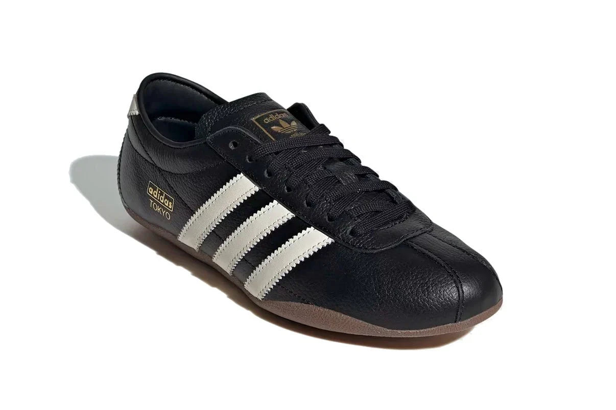 Tênis Adidas Tokyo Core Black Preto detalhe lateral