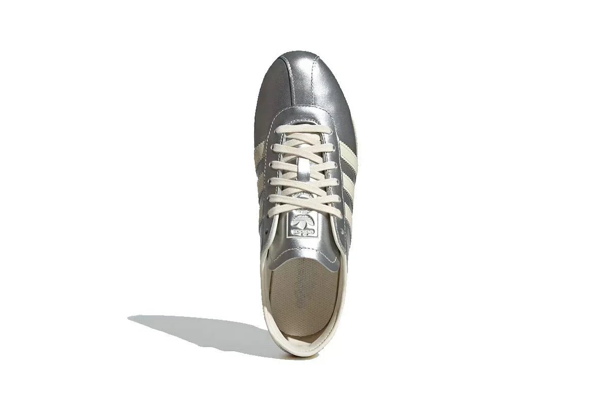 Tênis Adidas Tokyo Silver Metallic Prata vista traseira
