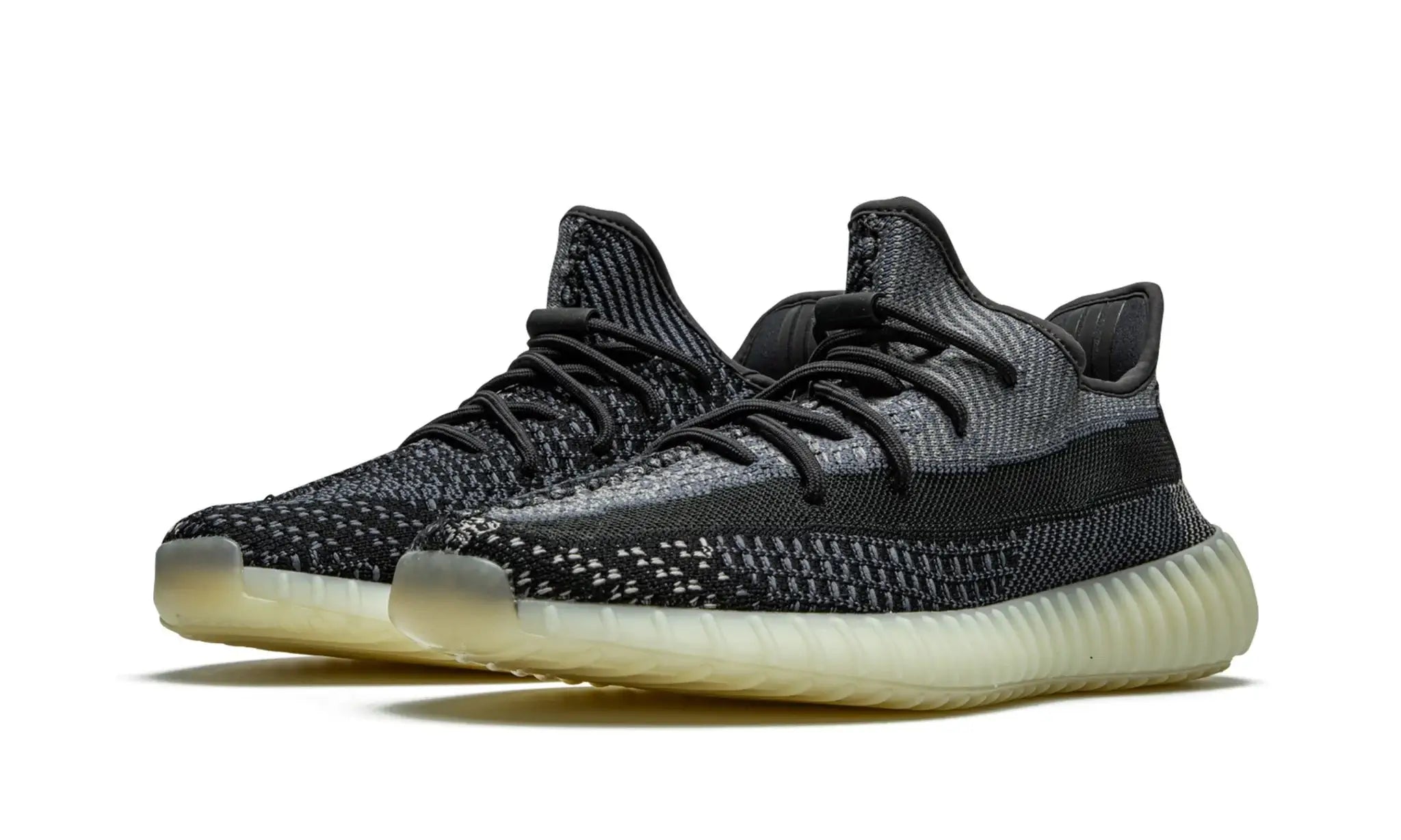 Tênis Adidas Yeezy Boost 350 v2 'Carbon' - FZ5000