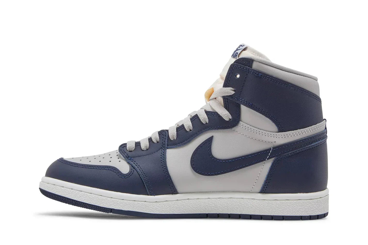 Tênis Air Jordan 1 High 85 College Navy Azul detalhe lateral