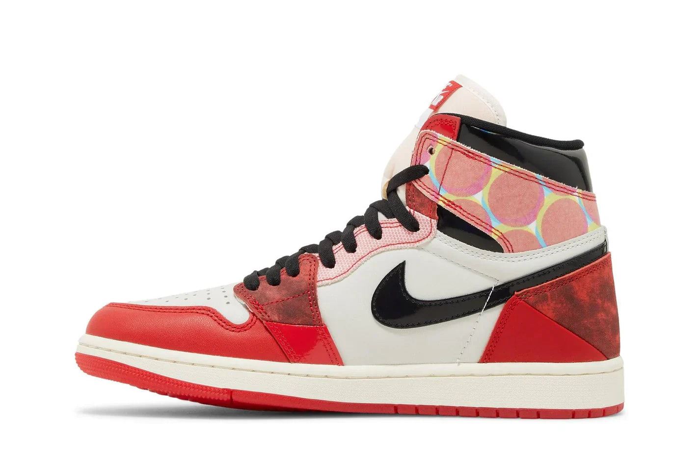 Tênis Air Jordan 1 High Next Chapter Vermelho vista traseira