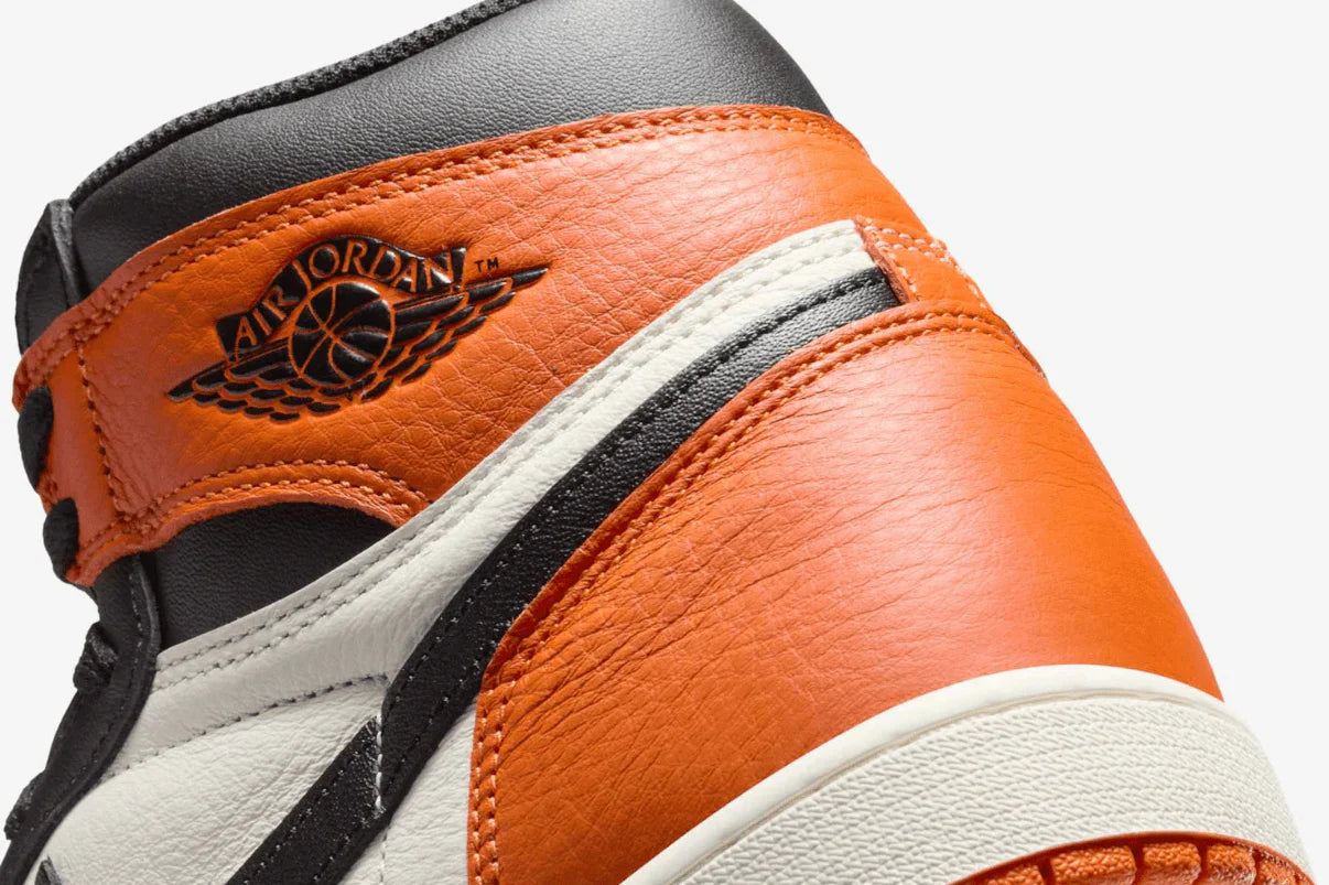 Tênis Air Jordan 1 High OG Shattered Backboard Laranja detalhe lateral