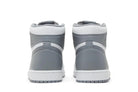 Tênis Air Jordan 1 High OG Stealth Cinza detalhe do material