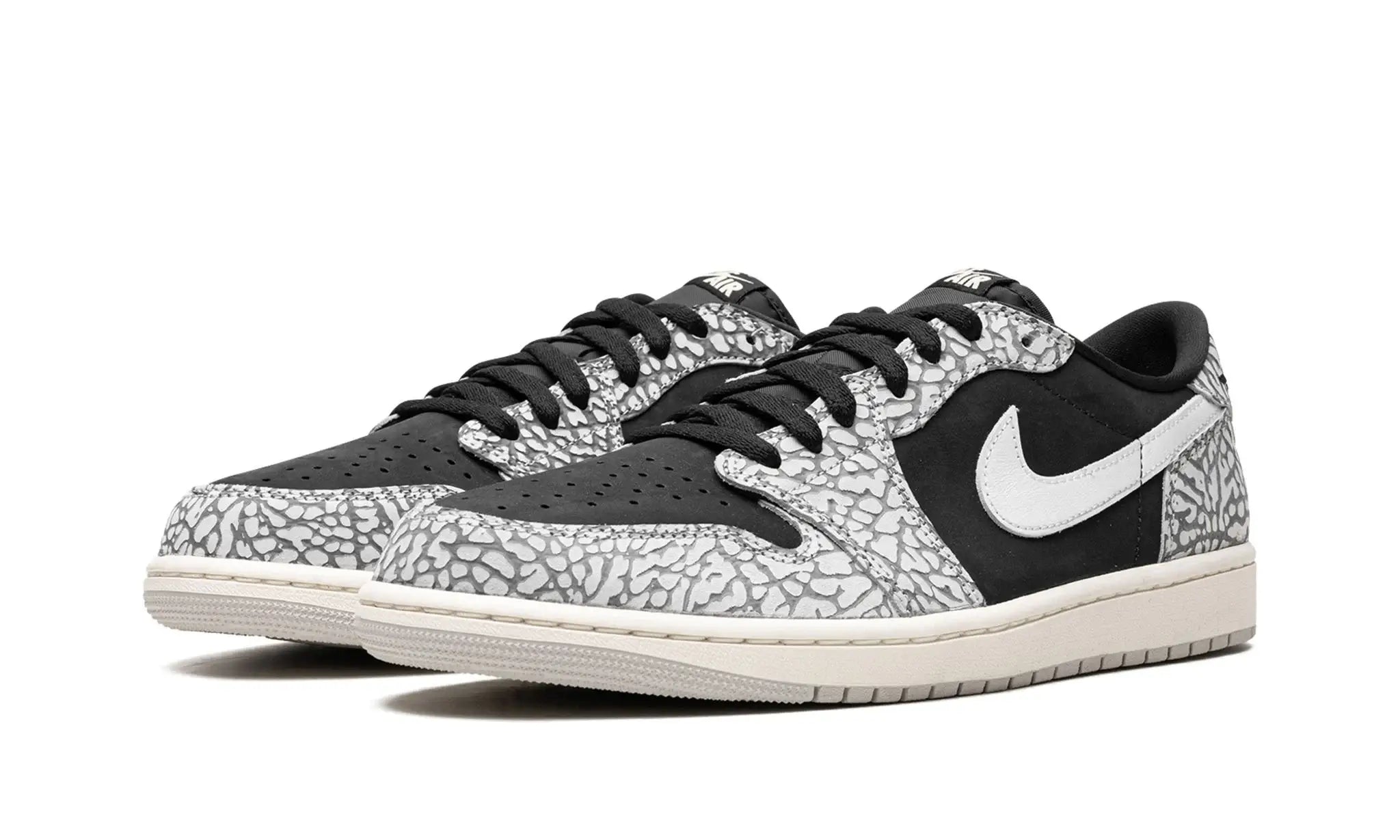Tênis Air Jordan 1 Low "Black Cement" Preto / Cinza - CZ0790-001