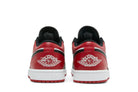 Tênis Air Jordan 1 Low Bred Toe Vermelho detalhe lateral