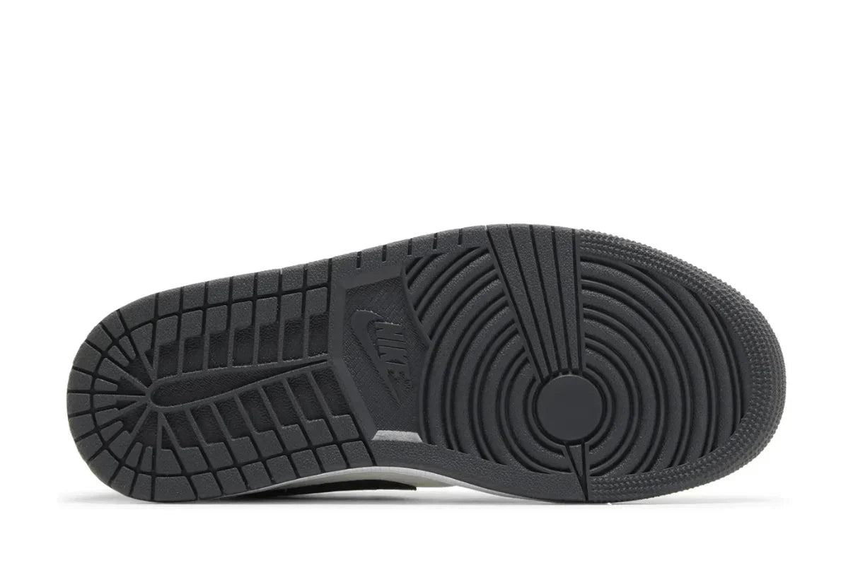 Tênis Air Jordan 1 Low Dark Grey Cinza detalhe do material