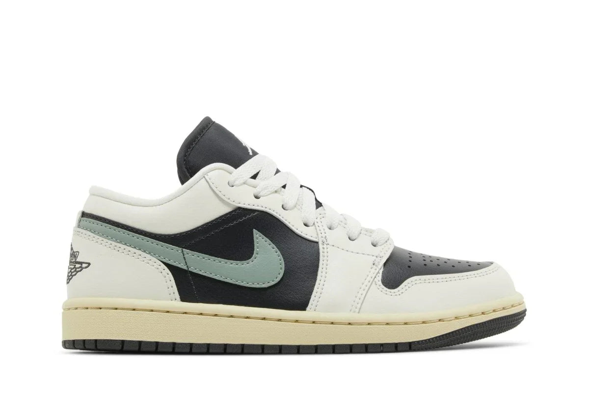 Tênis Air Jordan 1 Low Jade Smoke Multicolor vista lateral