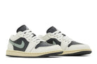 Tênis Air Jordan 1 Low Jade Smoke Multicolor detalhe do solado