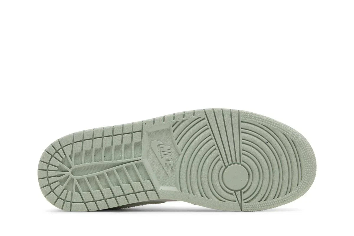 Tênis Air Jordan 1 Low Light Green Verde detalhe do material