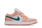 Tênis Air Jordan 1 Low Light Madder Root Rosa vista lateral