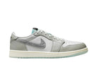 Tênis Air Jordan 1 Low Lunar New Year Photon Dust Cinza vista traseira