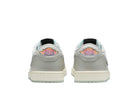 Tênis Air Jordan 1 Low Lunar New Year Photon Dust Cinza detalhe lateral