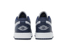 Tênis Air Jordan 1 Low Midnight Navy Wolf Grey Azul Marinho detalhe do material