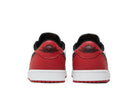 Tênis Air Jordan 1 Low OG Black Toe (2023) Vermelho detalhe do solado