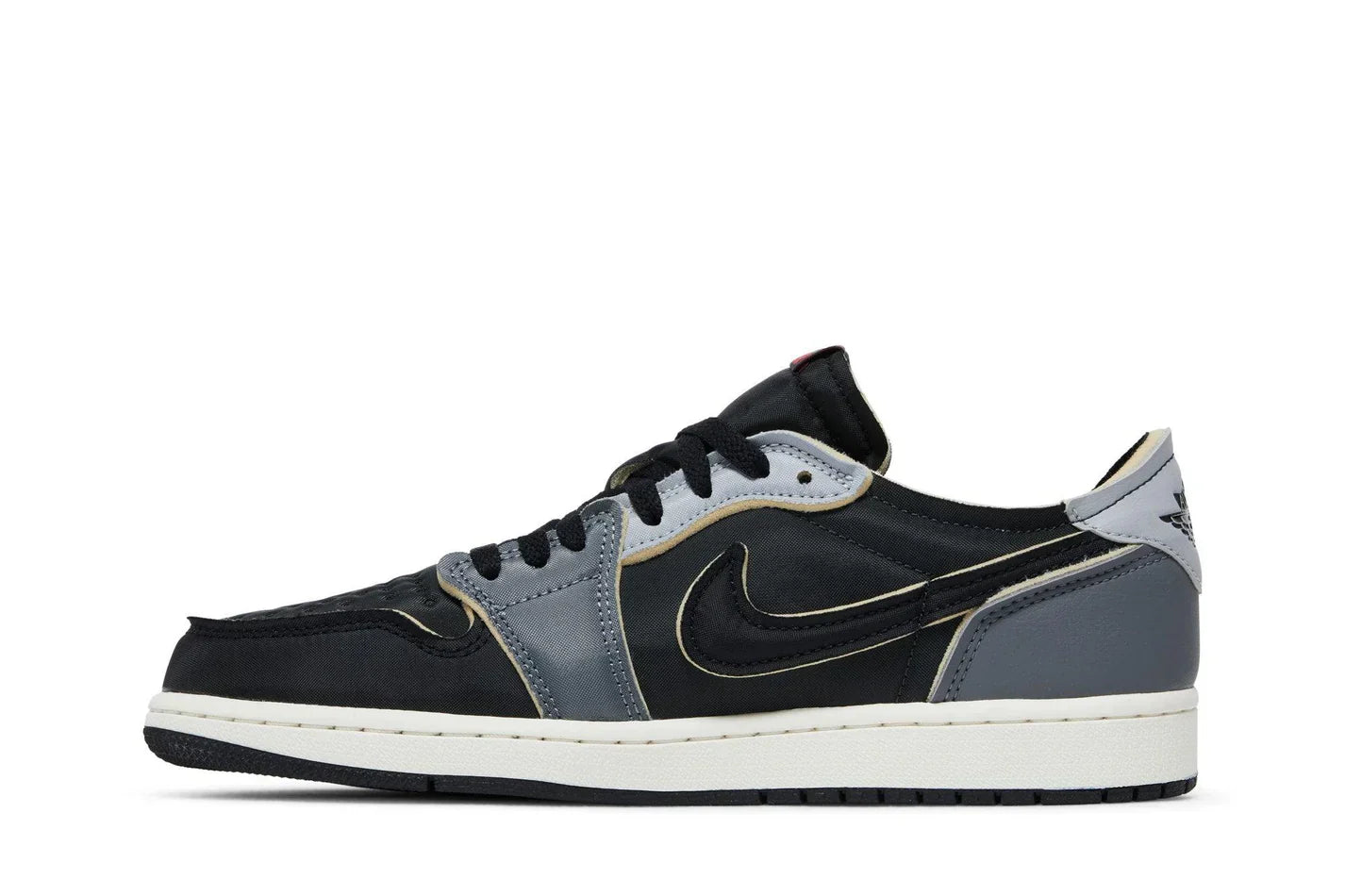 Tênis Air Jordan 1 Low OG EX Black and Smoke Grey Cinza vista traseira