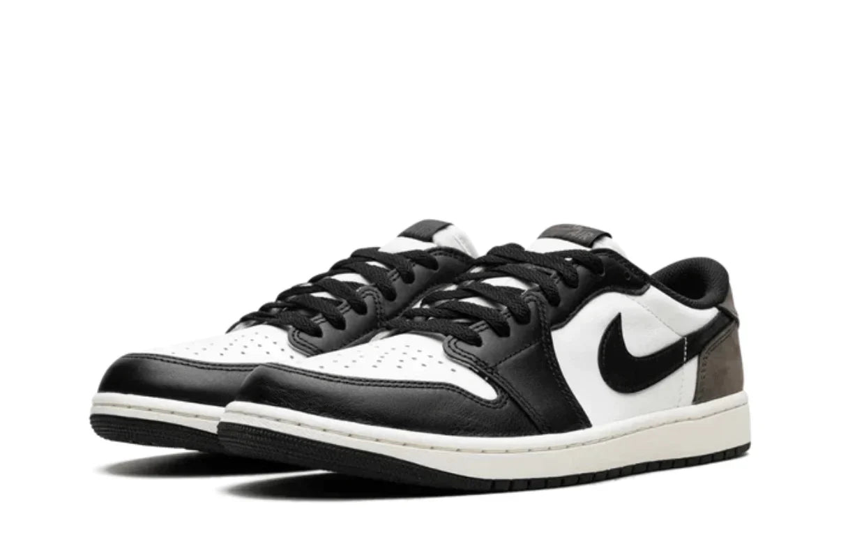 Tênis Air Jordan 1 Low Og Mocha Marrom detalhe do solado