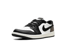 Tênis Air Jordan 1 Low Og Mocha Marrom detalhe lateral