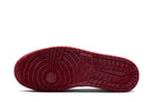 Tênis Air Jordan 1 Low OG x Nigel Sylvester Better With Time Preto detalhe do acabamento