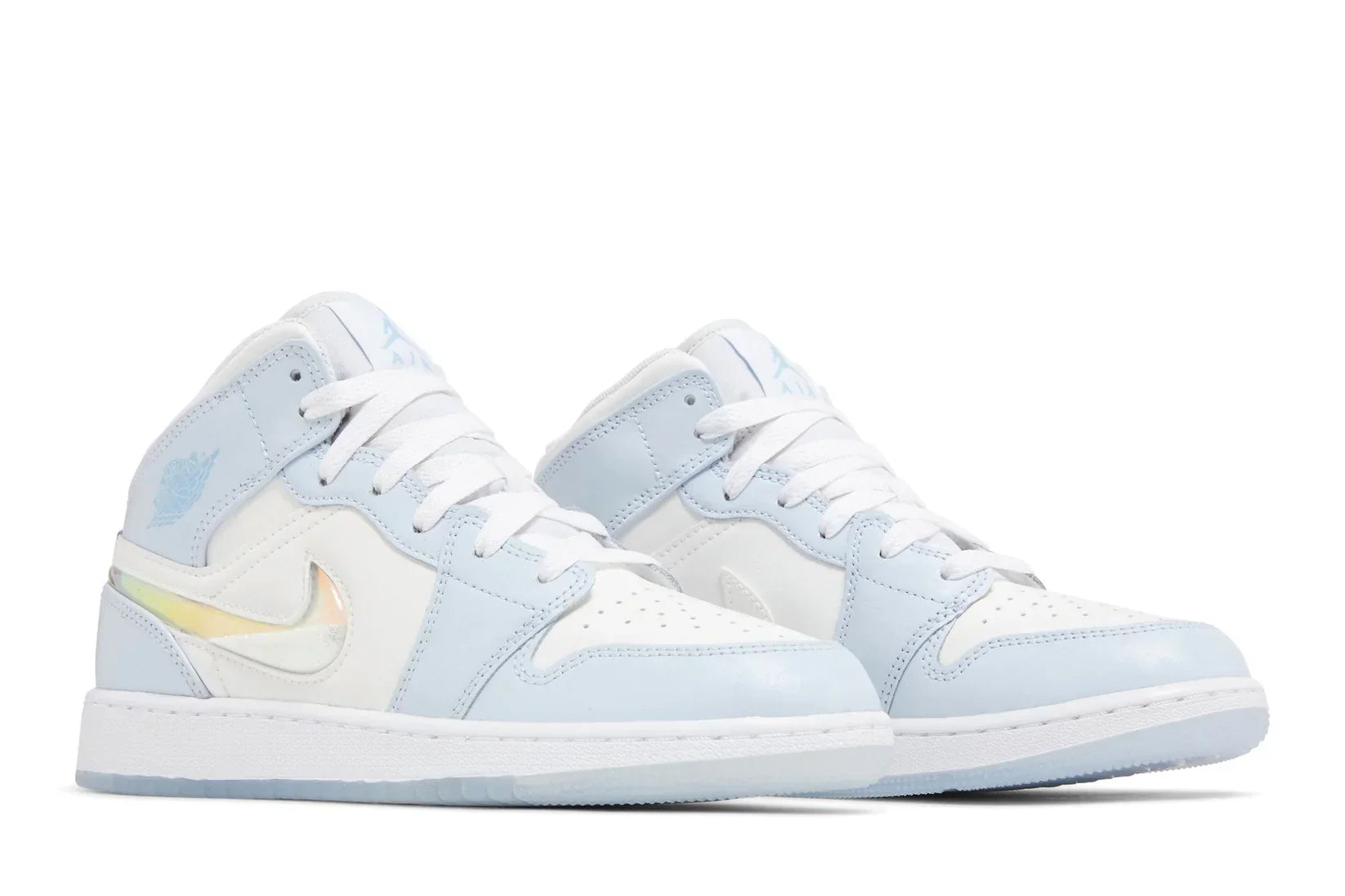 Tênis Air Jordan 1 Mid Glitter Swoosh Azul detalhe do solado