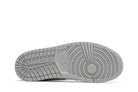 Tênis Air Jordan 1 Mid Light Smoke Grey Cinza detalhe do material