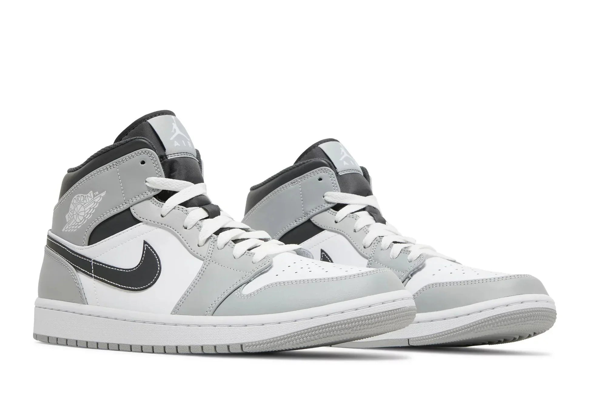 Tênis Air Jordan 1 Mid Light Smoke Grey Cinza vista superior