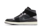 Tênis Air Jordan 1 Mid SE Craft Inside Out Black Preto vista traseira