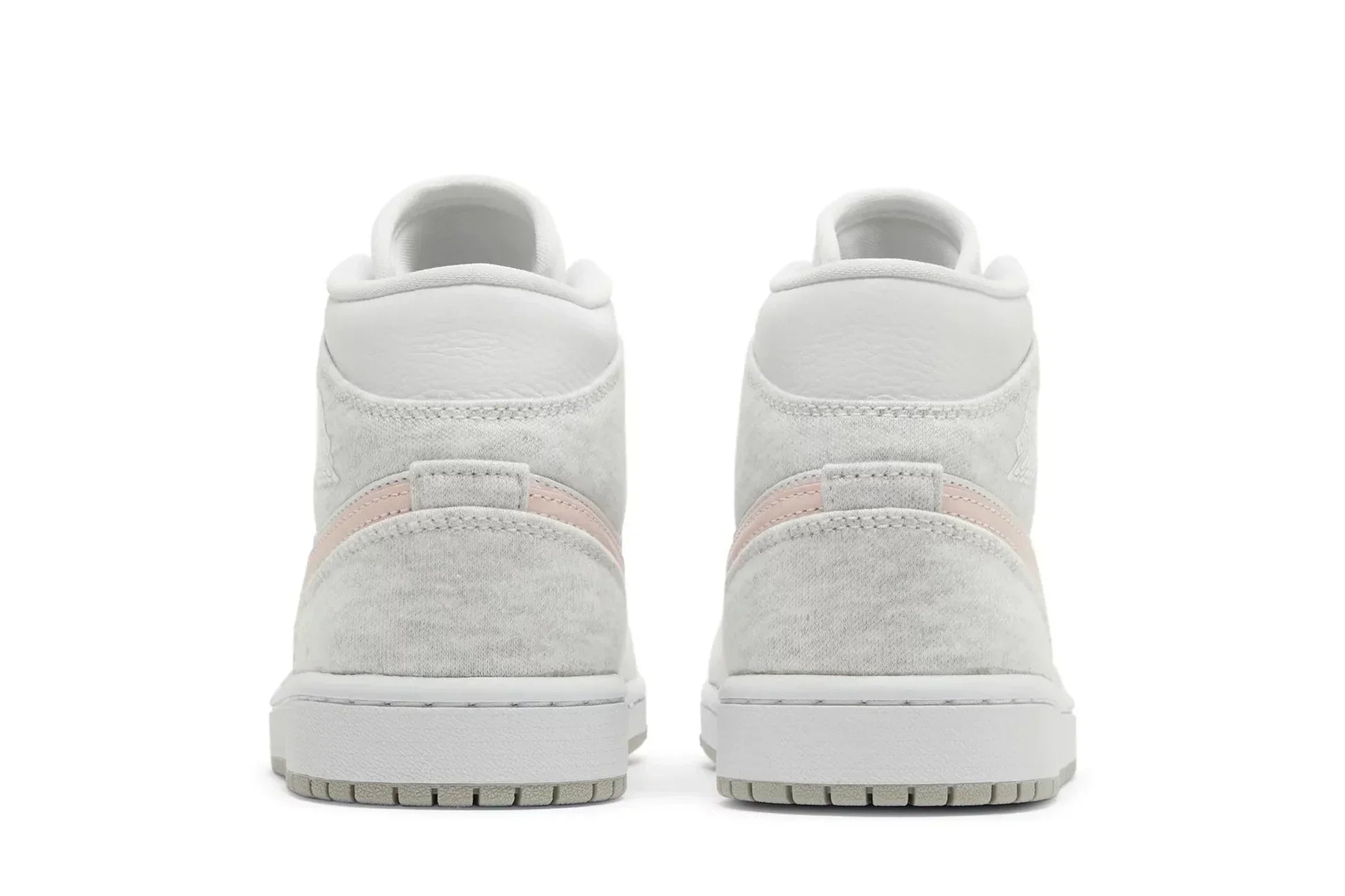 Tênis Air Jordan 1 Mid SE Light Iron Ore Cinza detalhe do solado