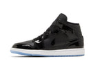 Tênis Air Jordan 1 Mid SE Space Jam Preto vista traseira