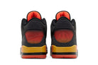 Tênis Air Jordan 3 Retro x J Balvin Rio Preto vista traseira