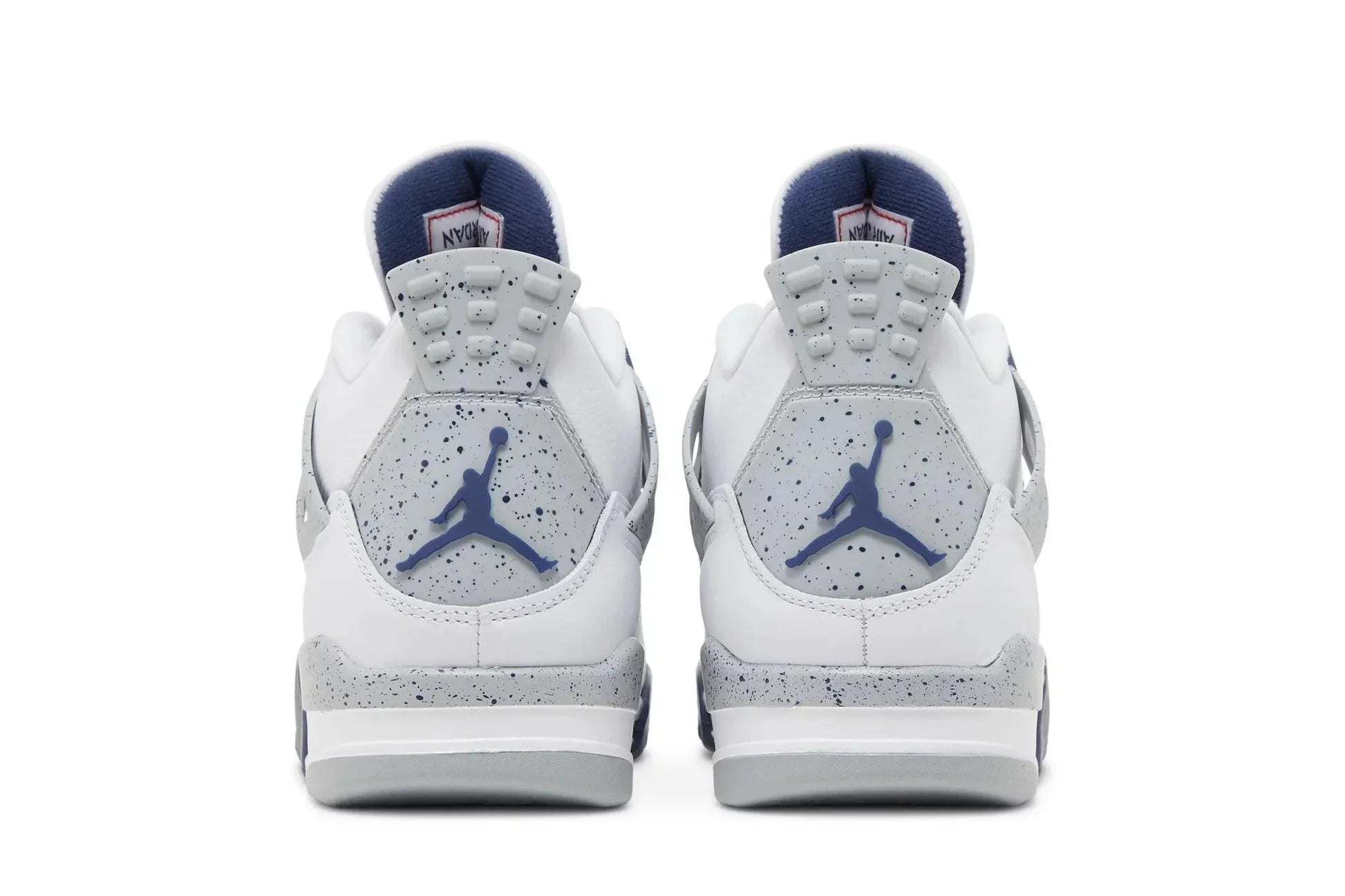 Tênis Air Jordan 4 Midnight Navy Branco/Azul detalhe do solado