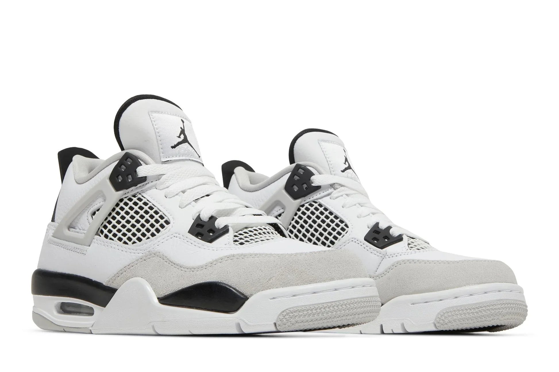 Tênis Air Jordan 4 Retro Military Black Branco vista superior