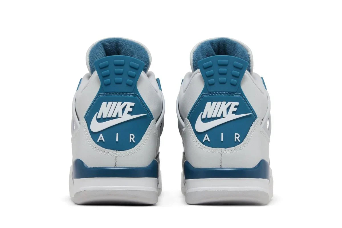 Tênis Air Jordan 4 Retro Military Blue Branco detalhe do solado
