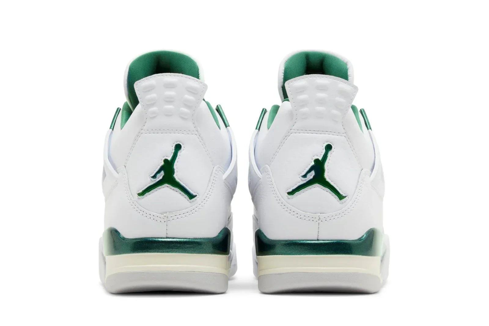Tênis Air Jordan 4 Retro Oxidized Branco detalhe do solado