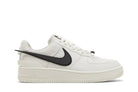 Tênis Ambush x Nike Air Force 1 Low Phantom Branco vista lateral