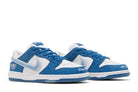 Tênis Born Raised x Nike SB Dunk Low One Block At A Time Azul detalhe lateral