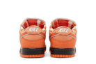 Tênis Concepts x Nike SB Dunk Low Orange Lobster Laranja detalhe do solado