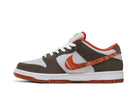 Tênis Crushed D.C. x Nike SB Dunk Low Golden Hour Colorido detalhe lateral