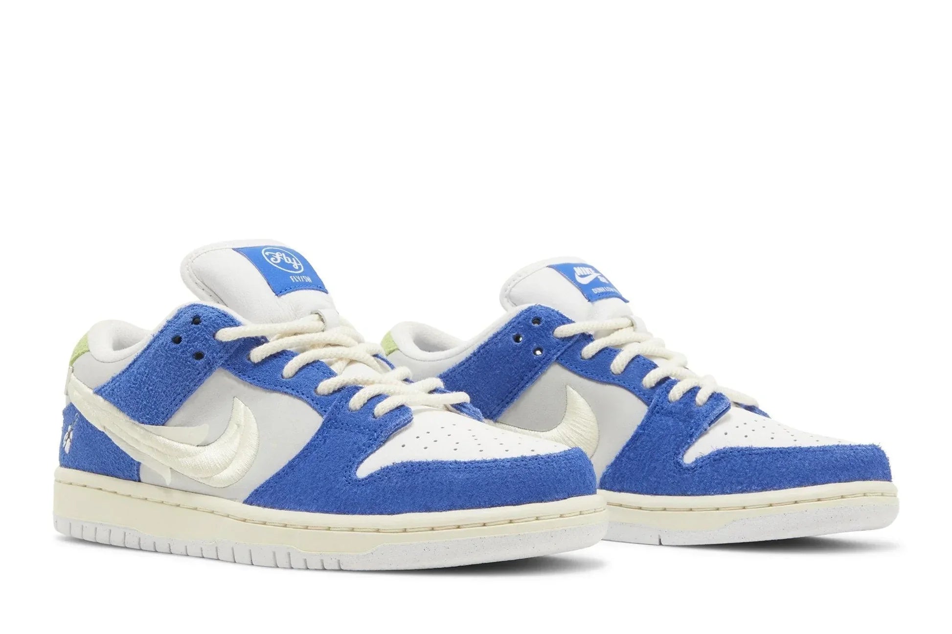 Tênis Fly Streetwear x Dunk Low Pro SB Gardenia Azul vista superior
