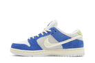 Tênis Fly Streetwear x Dunk Low Pro SB Gardenia Azul vista traseira
