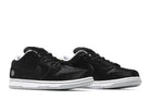 Tênis Medicom Toy x Nike SB Dunk Be@rbrick Preto detalhe do material