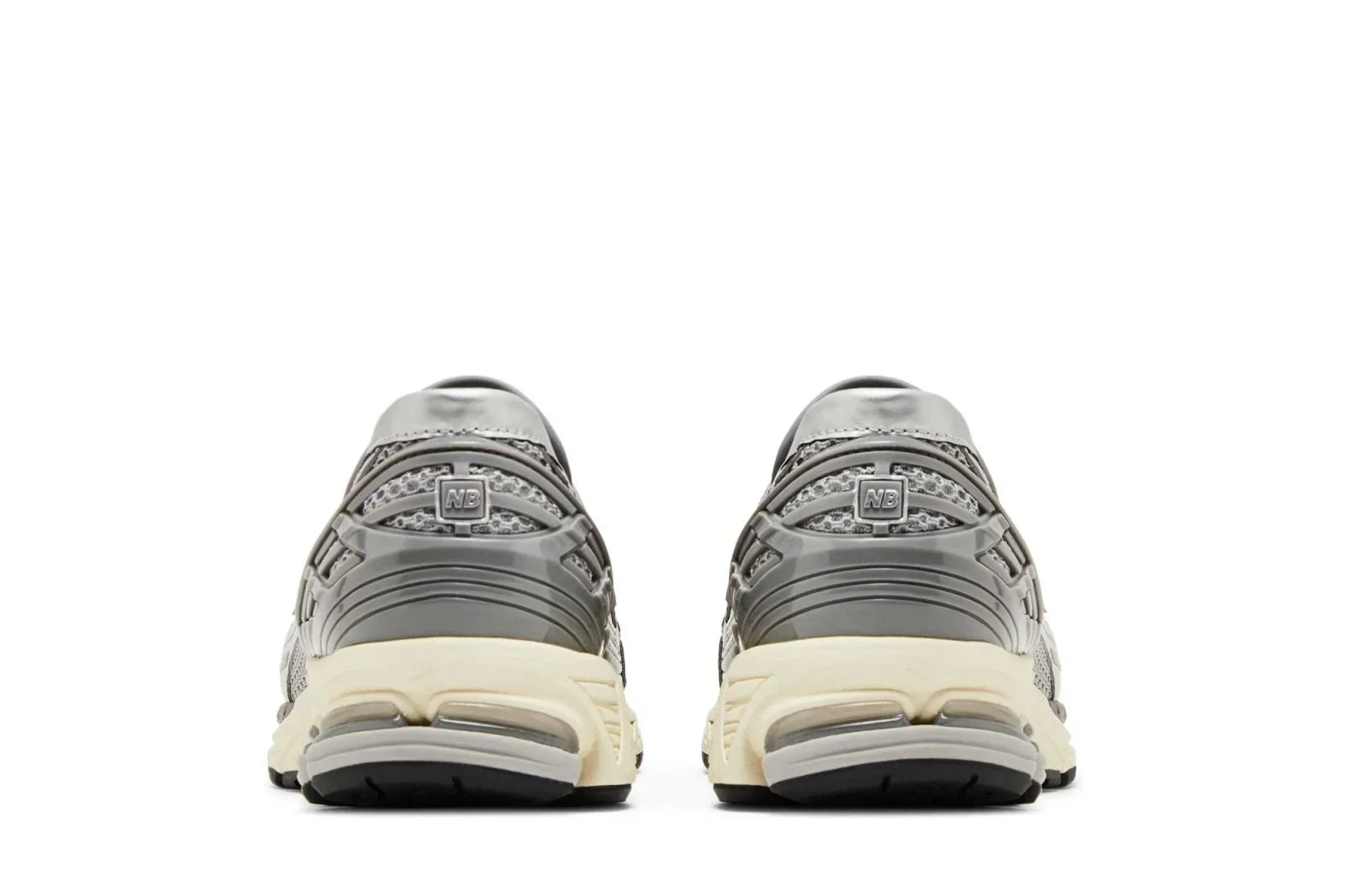 Tênis New Balance 1906L Silver Shadow Grey Mesh Sintético Slip-on Prata detalhe lateral