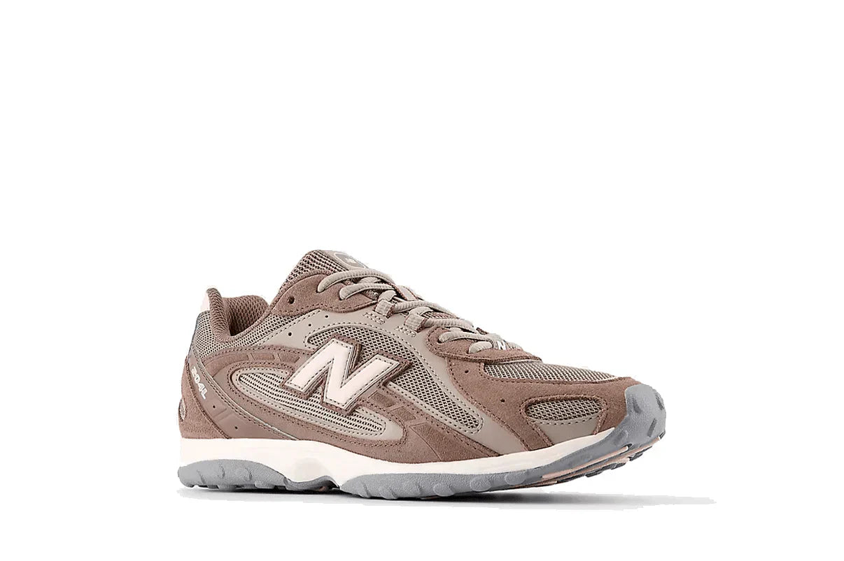 Tênis New Balance 204L Cortado Marrom vista superior