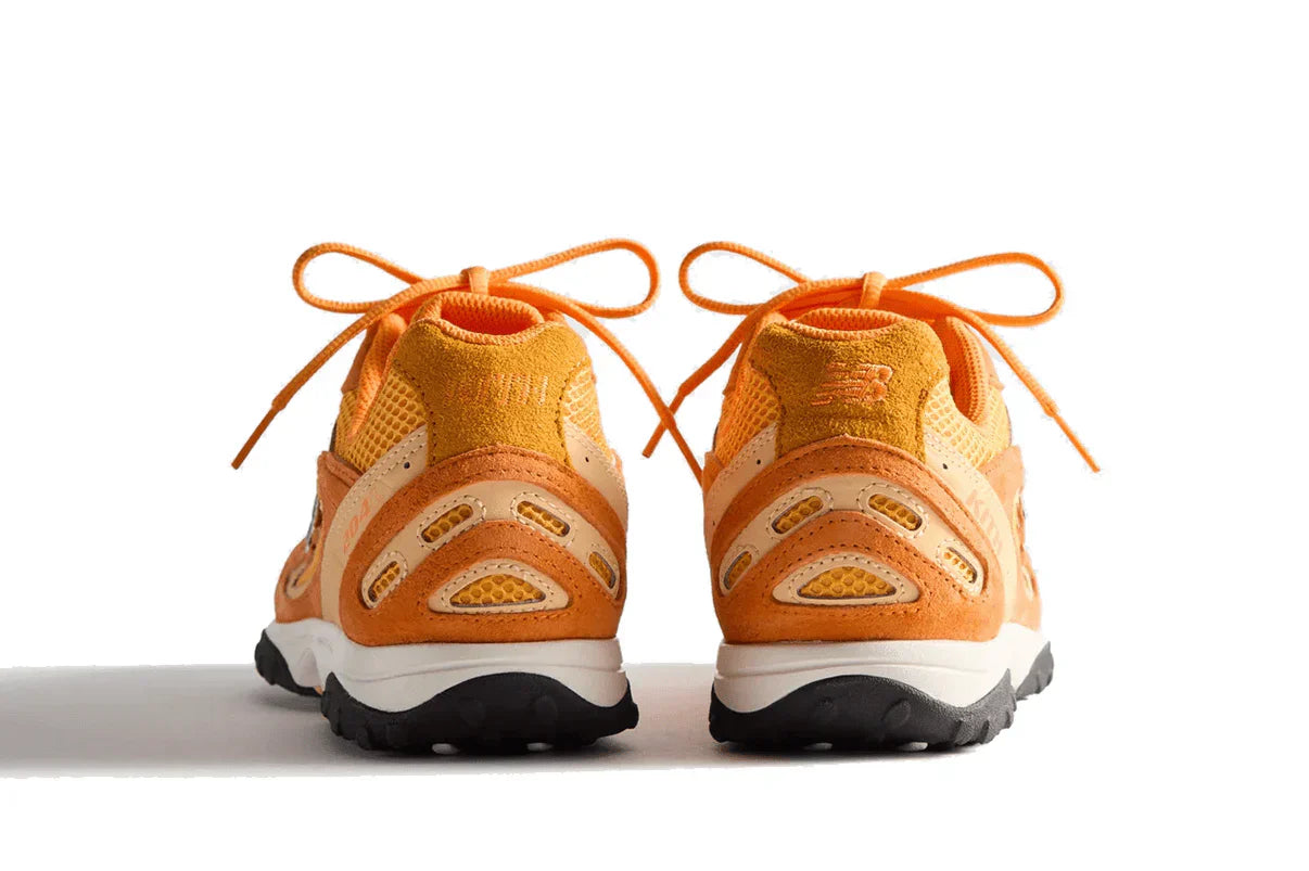 Tênis New Balance 204L Kith Orange Laranja detalhe frontal