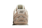 Tênis New Balance 204L Mushroom Arid Stone Marrom detalhe do solado