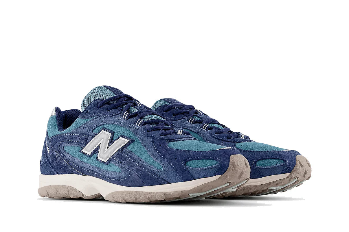 Tênis New Balance 204L Navy Salt Watre Azul vista superior